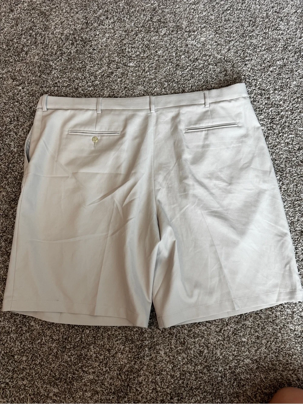 PGA Classic Pleated Shorts - Light Beige